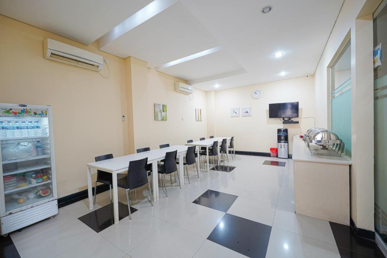 Multi 88 Syariah Hotel Jakarta Ngoại thất bức ảnh