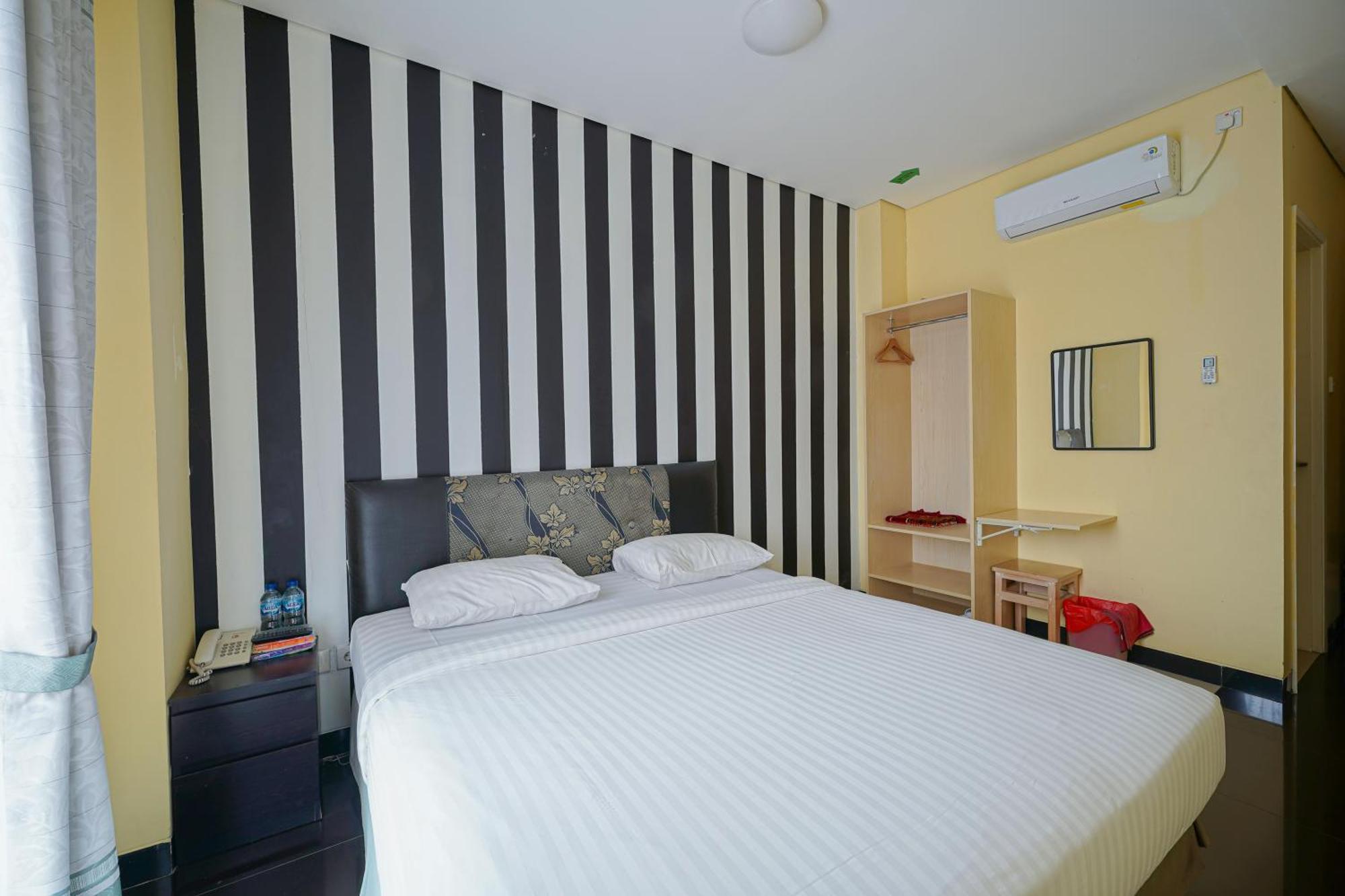 Multi 88 Syariah Hotel Jakarta Ngoại thất bức ảnh