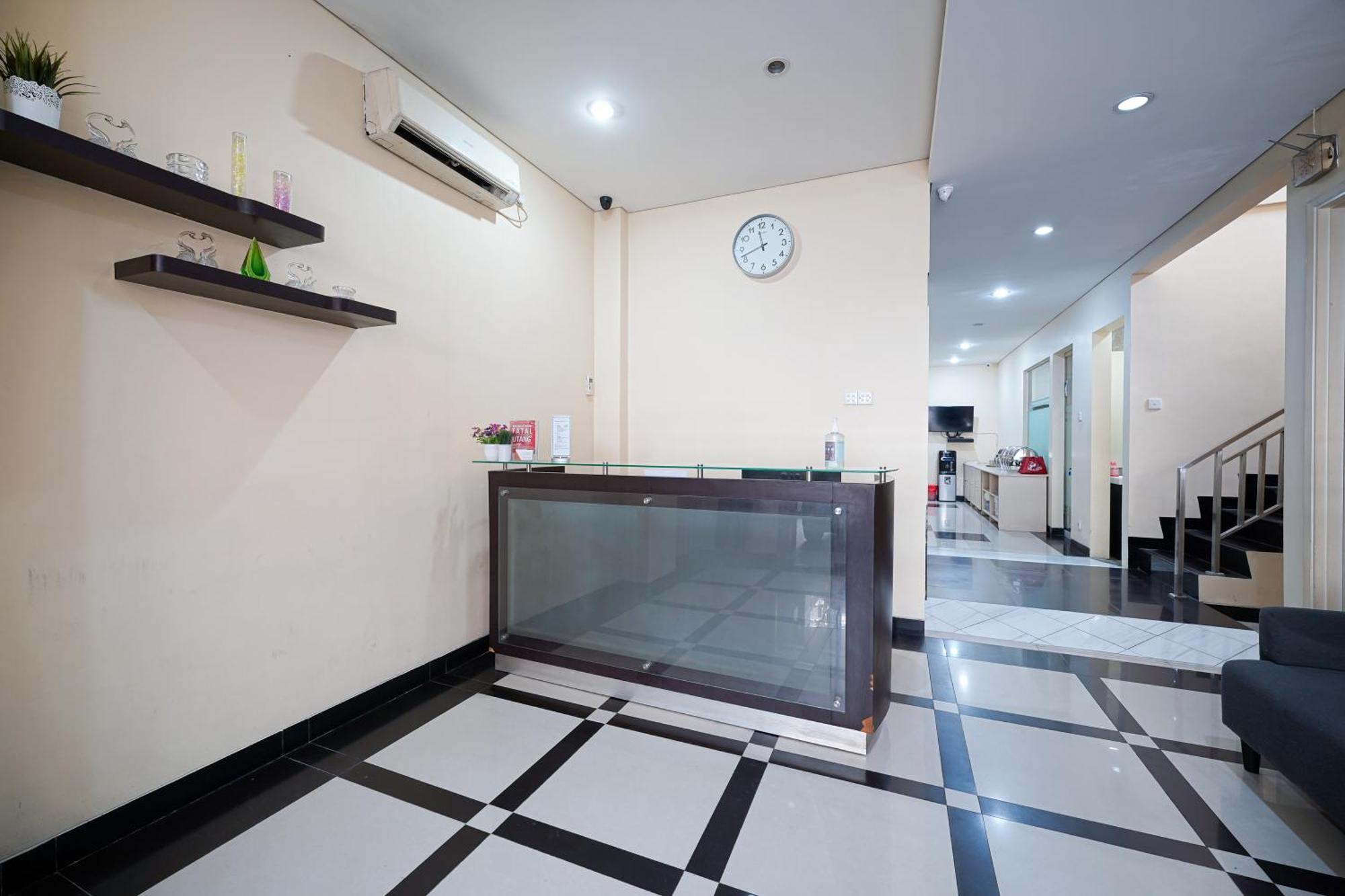 Multi 88 Syariah Hotel Jakarta Ngoại thất bức ảnh